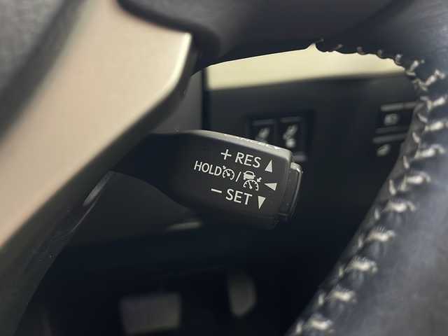 レクサス ＮＸ 300h バージョンL 秋田県 2018(平30)年 4.2万km グラファイトブラックガラスフレーク 4WD/ルーフレール/純正ナビ/（CD/DVD/BT/フルセグ）/オートクルーズコントロール/レザーシート/前後席シートヒーター/シートベンチレーション/前席パワーシート/ステアリングヒーター/ETC2.0 /電動リアゲート/スマートキー/スペアキー/電動パーキングブレーキ/ブレーキホールド/LEDヘッドライト/純正アルミホイール/コーナーセンサー