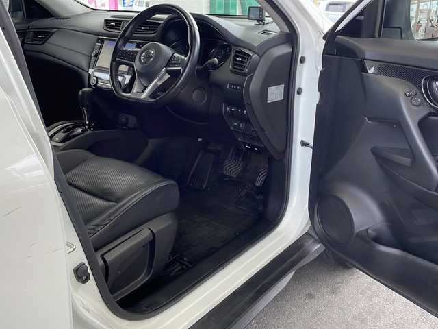日産 エクストレイル 20Xi 愛媛県 2020(令2)年 4.2万km ブリリアントホワイトパール 純正ナビ(MM519D-L)/・Bluetooth/・フルセグTV/・CD/DVD再生/アラウンドビューモニター/AUTO HOLD/プロパイロット/エマージェンシーブレーキ/パワーバックドア/ETC/デジタルインナーミラー/全席シートヒーター/４WD/デュアルエアコン/LEDヘッドライト