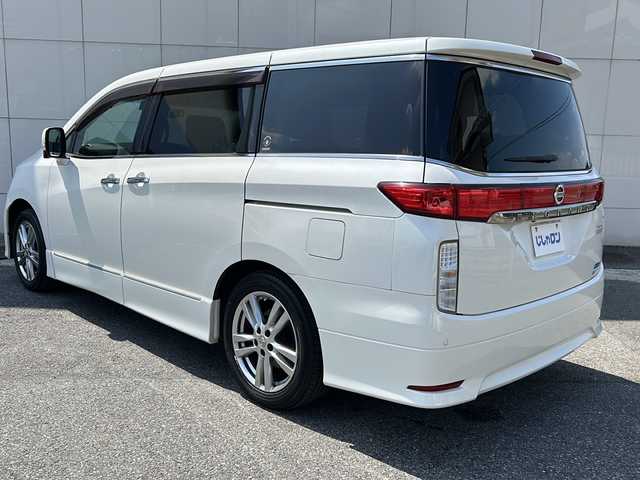 日産 エルグランド 250ハイウェイスター 埼玉県 2011(平23)年 9.3万km ブリリアントホワイトパール (株)IDOMが運営する【じしゃロン熊谷店】の自社ローン専用車両になりますこちらは現金またはオートローンご利用時の価格です。自社ローンご希望の方は別途その旨お申付け下さい/純正ナビ/（フルセグTVCD/Bluetooth/CD/DVD/FM/AM）/ETC/アラウンドビューモニター/両側パワースライドドア/ドライブレコーダー/オットマン/コーナーセンサー/１００V電源/ステアリングリモコン/プッシュスタート/スマートキースペア×１/ロールサンシェード/純正フロアマット/ハーフレザーシート/ドアバイザー/ウインカーミラー/フォグランプ/保証書/車両・ナビ取扱説明書