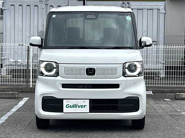 ホンダ Ｎ ＢＯＸ 愛知県 2024(令6)年 1.2万km プラチナホワイトパール /純正メモリナビ//純正フルセグTV//AM/FM/TV/BT/iPod/USB//バックカメラ//ETC//両側パワースライドドア//Honda SENSING//追従機能付きクルーズコントロール//衝突被害軽減ブレーキ//踏み間違い衝突軽減システム//先行発進お知らせ機能//踏外逸脱抑制機能//歩行者事故低減ステアリング//標識認識機能//オートハイビーム//パーキングセンサーシステム//レーンアシスト//電動パーキングブレーキ//オートマチックブレーキホールド//ECONスイッチ//ヘッドライトレベリングダイヤル//コンビニフック付きシートバックテーブル//オートリトラミラー//純正LEDオートライト//純正フロアマット//スライドドアウィンドウサンシェード//ドアバイザー//ISOFIX//イモビライザー//スマートキー//スペアキー1本//ダブル/サイド/カーテンエアバック//取扱説明書//保証書