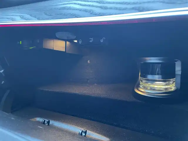 メルセデス・ベンツ Ｅ２００ カブリオレ スポーツ 栃木県 2018(平30)年 2万km ヒヤシンスレッド レーダーセーフティパッケージ/黒革シート/パワーシート/シートヒーター/電動オープン/Burmesterサウンド/エアバランスパッケージ/ヘッドアップディスプレイ/アンビエントライト/ACC/レーンキープアシスト/ブラインドスポット/ナビ/フルセグTV/全方位カメラ/ETC/エアスカーフ/LEDヘッドライト/パークトロニック