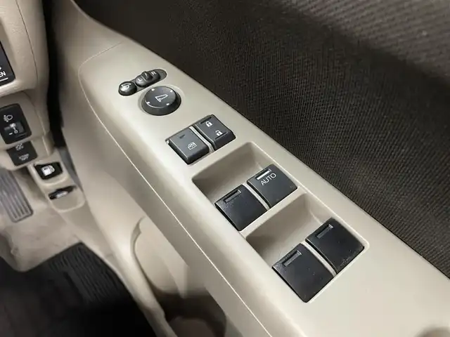 ホンダ Ｎ ＢＯＸ 2トーン SSパッケージ 大分県 2014(平26)年 8.3万km プレミアムブロンズパール 社外SDナビ（CNRE04D）/Bluetooth/CD/DVD/フルセグ/両側パワースライドドア/純正アルミホイル14インチ/純正フロアマット/バックカメラ/アイドリングストップ/プッシュスタート/スマートキー/スペアキー/ベンチシート/ETC/ステアリングスイッチ/取扱説明書