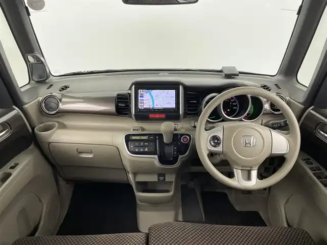 ホンダ Ｎ ＢＯＸ 2トーン SSパッケージ 大分県 2014(平26)年 8.3万km プレミアムブロンズパール 社外SDナビ（CNRE04D）/Bluetooth/CD/DVD/フルセグ/両側パワースライドドア/純正アルミホイル14インチ/純正フロアマット/バックカメラ/アイドリングストップ/プッシュスタート/スマートキー/スペアキー/ベンチシート/ETC/ステアリングスイッチ/取扱説明書