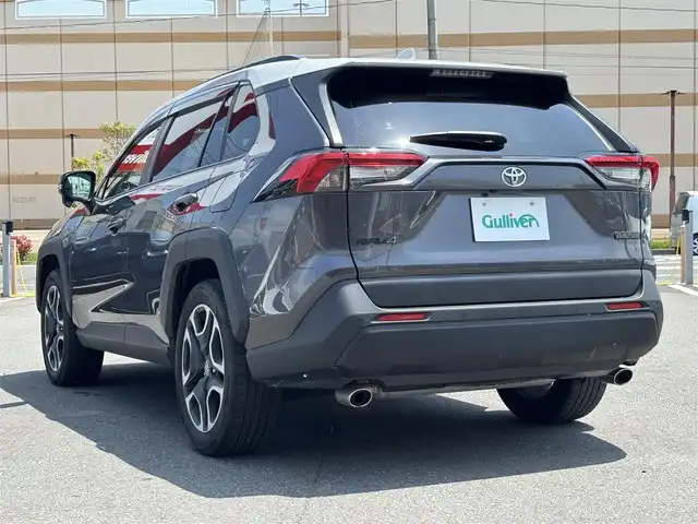 トヨタ ＲＡＶ４ アドベンチャー 宮城県 2019(令1)年 5.8万km アッシュグレーメタリック/ グレーメタリック 走行距離:58032km/ダイナミックトルクベクタリング4WD/パノラマムーンルーフ/純正9型ナビ(BT/CD/DVD)/フルセグTV/バックカメラ/ビルトインETC/レーダークルーズコントロール/インテリジェントクリアランスソナー/セーフティセンス/・プリクラッシュセーフティ/・レーントレーシングアシスト/・オートマチックハイビーム/・ロードサインアシスト/・先行車発進告知機能/ダウンヒルアシストコントロール/自動防眩インナーミラー/3灯式LEDヘッドランプ/ステアリングスイッチ/ブラック合皮スポーティシート/運転席パワーシート/純正フロアマット/ルーフレール/純正19インチアルミホイール/スマートエントリー/スタートシステム/ダブルツィーターシステム