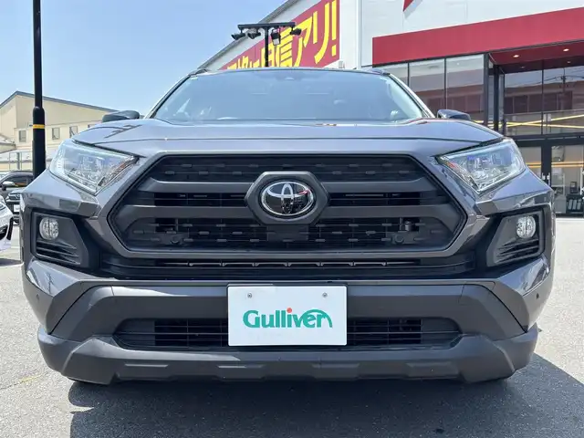 トヨタ ＲＡＶ４ アドベンチャー 宮城県 2019(令1)年 5.8万km アッシュグレーメタリック/ グレーメタリック 走行距離:58032km/ダイナミックトルクベクタリング4WD/パノラマムーンルーフ/純正9型ナビ(BT/CD/DVD)/フルセグTV/バックカメラ/ビルトインETC/レーダークルーズコントロール/インテリジェントクリアランスソナー/セーフティセンス/・プリクラッシュセーフティ/・レーントレーシングアシスト/・オートマチックハイビーム/・ロードサインアシスト/・先行車発進告知機能/ダウンヒルアシストコントロール/自動防眩インナーミラー/3灯式LEDヘッドランプ/ステアリングスイッチ/ブラック合皮スポーティシート/運転席パワーシート/純正フロアマット/ルーフレール/純正19インチアルミホイール/スマートエントリー/スタートシステム/ダブルツィーターシステム