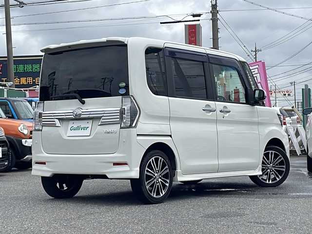 ダイハツ タント カスタム RS トップED SA Ⅲ 愛知県 2018(平30)年 6.4万km パールホワイトⅢ /禁煙車//社外メモリーナビ(パナソニック　CN-RE05D)//フルセグ/SD/BT/CD/DVD//バックカメラ//ETC//両側パワースライドドア//ドライブレコーダー(ユピテル　DRY-FH52WG)//スマートアシストIII//ターボ車//スペアスマートキー//フロアマット//ドアバイザー//ハーフレザーシート//純正15インチアルミ//2列目サンシェード//シートヒーター//LEDヘッドランプ//オートLEDヘッドライト//オートマチックハイビーム//アイドリングストップ//横滑り防止装置//盗難防止システム//本革巻きステアリング//ステアリングスイッチ//電動格納ミラー//シートリフター//フォグランプ//取扱説明書