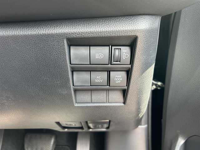 トヨタ ヴォクシー ハイブリッド S－Z 東京都 2024(令6)年 0.4万km アティチュードブラックマイカ ワンオーナー/純正10.5インチナビ/フルセグTV/DVD/Bluetoothオーディオ/純正13.2インチ有機EL後席ディスプレイ/（V14T-R72R）/快適利便パッケージHigh/レーダークルーズコントロール/Toyota Safety Sense/ビルトインETC2.0/純正前後ドライブレコーダー/（TZ-DR210）/取扱説明書/保証書/スペアキー1本