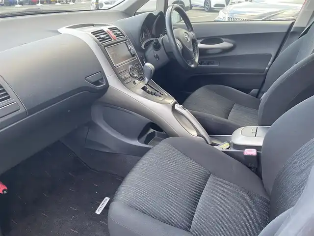 トヨタ オーリス 150X Sパッケージ 福岡県 2006(平18)年 10万km レッドマイカメタリック ・純正ＨＤＤナビ/・バックカメラ/・ドライブレコーダー/・ＥＴＣ/・純正１６ＡＷ/・キーレスキー/・プッシュスタート/・ＨＩＤヘッドライト/・保証書/・取扱説明書