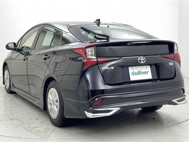 トヨタ プリウス S 茨城県 2020(令2)年 5.9万km アティチュードブラックマイカ モデリスタエアロ/社外ナビ/バックカメラ/ETC/クルーズコントロール/純正15インチアルミホイール/横滑り防止装置/コーナーセンサー/レーンアシスト/LEDヘッドライト/衝突軽減ブレーキ