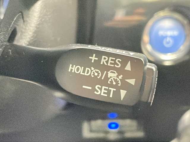 トヨタ プリウス S 茨城県 2020(令2)年 5.9万km アティチュードブラックマイカ モデリスタエアロ/社外ナビ/バックカメラ/ETC/クルーズコントロール/純正15インチアルミホイール/横滑り防止装置/コーナーセンサー/レーンアシスト/LEDヘッドライト/衝突軽減ブレーキ