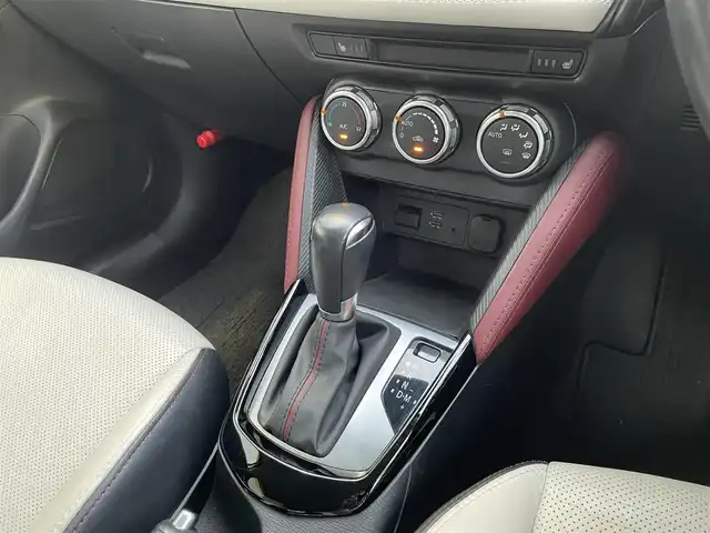 マツダ ＣＸ－３ XD ツーリング Lパッケージ 東京都 2016(平28)年 6.5万km クリスタルホワイトパールマイカ 純正SDナビ/バックカメラ/衝突被害軽減システム/レーダークルーズコントロール/ブラインドスポットモニター/ヘッドアップディスプレイ/レーンキープアシスト/ブラインドスポットモニター/ハーフレザーシート/シートヒーター/ドライブレコーダー/ビルトインETC/純正18インチアルミホイール/LEDヘッドライト/フォグランプ/オートライト/パドルシフト/ステアリングスイッチ/スマートキー/プッシュスタート/アイドリングストップ/電動格納ミラー/ウインカーミラー/フロアマット/ドアバイザー