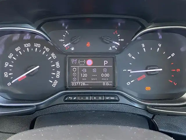 シトロエン シトロエン ベルランゴ シャイン ブルーHDi 福岡県 2023(令5)年 3.8万km 白 パノラマルーフ　/アダプティブクルーズコントロール/ブラインドスポットモニター/レーンキープアシスト/純正ディスプレイオーディオ　/Applecarplay/androidauto/Bluetooth/バックカメラ　/ステアリングスイッチ/パドルシフト/ドライブレコーダー　/純正16インチアルミホイール/ETC