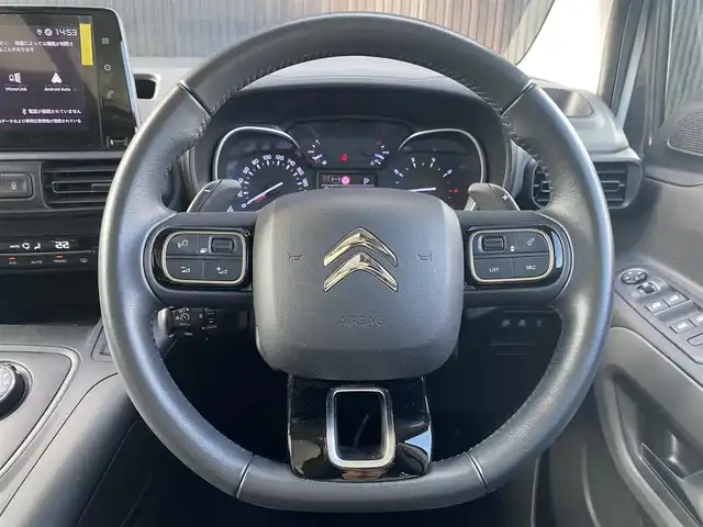 シトロエン シトロエン ベルランゴ シャイン ブルーHDi 福岡県 2023(令5)年 3.8万km 白 パノラマルーフ　/アダプティブクルーズコントロール/ブラインドスポットモニター/レーンキープアシスト/純正ディスプレイオーディオ　/Applecarplay/androidauto/Bluetooth/バックカメラ　/ステアリングスイッチ/パドルシフト/ドライブレコーダー　/純正16インチアルミホイール/ETC