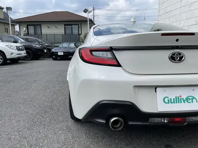 トヨタ ＧＲ８６ RZ 愛知県 2022(令4)年 5.1万km パール ワンオーナー/外部検査済み/6MTモデル/車検R9年４月まで/カロッツェリア9インチナビ/フルセグTV/バックカメラ/ハーフレザーシート/シートヒーター/クルーズコントロール/LEDヘッドライト/USBポート/フロアマット/ETC/R5/R6/ディーラー点検記録簿/新車保証書/取扱説明書