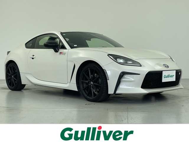 トヨタ ＧＲ８６ RZ 愛知県 2022(令4)年 5.1万km クリスタルホワイトパール カロッツェリア9インチナビ/・フルセグ/・Ｂｌｕｅｔｏｏｔｈ/・ＣＤ/ＤＶＤ/・ＨＤＭＩ/・FA/AM/デジタルインナーミラー/バックカメラ/クルーズコントロール/シートヒーター/ドライブレコーダー/レーダー探知機/ETC/ステアリングスイッチ/BSD/RCTA/ＬＥＤヘッドライト　/Grazio&co. LEDリアガーニッシュ/Grazio&co. シフトノブ/Grazio&co. サイドブレーキブーツ/Grazio&co. エンブレム