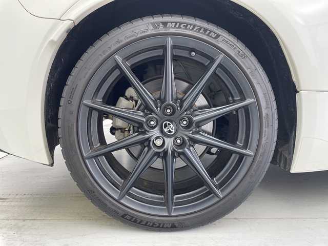 トヨタ ＧＲ８６ RZ 愛知県 2022(令4)年 5.1万km クリスタルホワイトパール カロッツェリア9インチナビ/・フルセグ/・Ｂｌｕｅｔｏｏｔｈ/・ＣＤ/ＤＶＤ/・ＨＤＭＩ/・FA/AM/デジタルインナーミラー/バックカメラ/クルーズコントロール/シートヒーター/ドライブレコーダー/レーダー探知機/ETC/ステアリングスイッチ/BSD/RCTA/ＬＥＤヘッドライト　/Grazio&co. LEDリアガーニッシュ/Grazio&co. シフトノブ/Grazio&co. サイドブレーキブーツ/Grazio&co. エンブレム