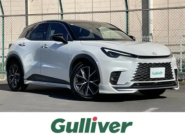 レクサス ＬＢＸ クール 東京都 2024(令6)年 0.8万km パール ワンオーナー　/純正９．８型ディスプレイオーディオ　/全周囲カメラ　/電動リアゲート　/ハーフレザーシート　/シート・ハンドルヒーター　/パワーシートフルセグＴＶ　/Ｂｌｕｅｔｏｏｔｈ　/ＢＳＭ　/純正１８インチＡＷ　/禁煙