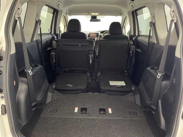 トヨタ シエンタ G 群馬県 2017(平29)年 6.6万km ホワイトパールクリスタルシャイン 純正７インチナビ　トヨタセーフティセンス　両側パワースライドドア　ビルトインＥＴＣ２．０　バックカメラ　プッシュスタート　純正フロアマット　オートエアコン　スペアキー　禁煙車　Ｂｌｕｅｔｏｏｔｈ接続