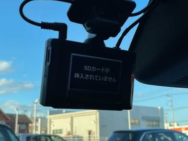 トヨタ ライズ G 茨城県 2019(令1)年 5万km シャイニングホワイトパール 社外ナビ/Bluetooth搭載/フルセグTV/全方位カメラ　/バックカメラ/純正16インチアルミホイール　/純正フロアマット/LEDヘッドライト/オートライト/AAC/ビルトインETC2.0/スマートキー/横滑り防止装置/衝突被害軽減システム/wエアバック/禁煙車