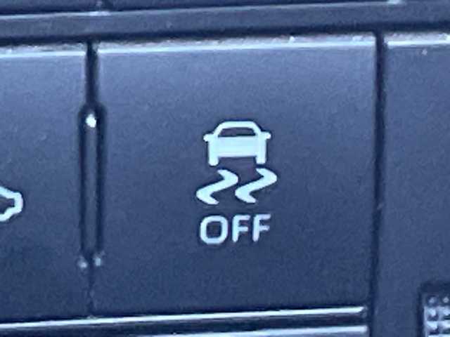 トヨタ ライズ G 茨城県 2019(令1)年 5万km シャイニングホワイトパール 社外ナビ/Bluetooth搭載/フルセグTV/全方位カメラ　/バックカメラ/純正16インチアルミホイール　/純正フロアマット/LEDヘッドライト/オートライト/AAC/ビルトインETC2.0/スマートキー/横滑り防止装置/衝突被害軽減システム/wエアバック/禁煙車