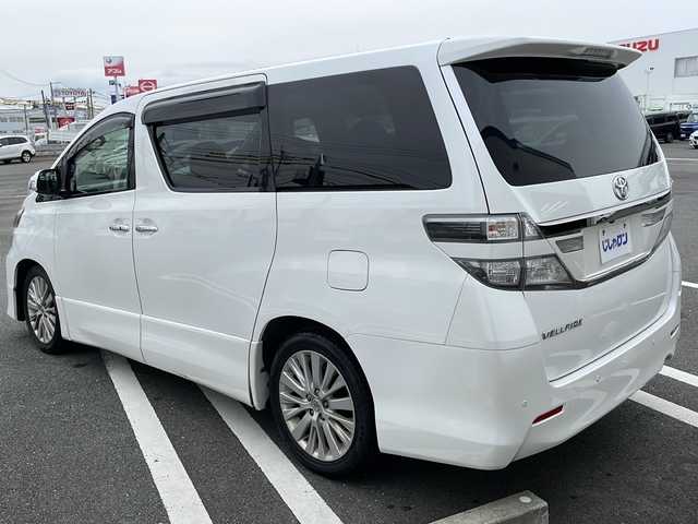 トヨタ ヴェルファイア 2．4Z 熊本県 2012(平24)年 6.8万km ホワイトパールクリスタルシャイン (株)IDOMが運営する【じしゃロンOO店】の自社ローン専用車両になりますこちらは現金またはオートローンご利用時の価格です。自社ローンご希望の方は別途その旨お申付け下さい/社外ナビ　/フリップダウンモニター　/両側パワースライドドア　/ビルトインＥＴＣ　/前後コーナーセンサー　/ＨＩＤヘッドライト　/Ｗ＋サイドエアバッグ　/カーテンエアバッグ　/プッシュスタート　/スマートキー