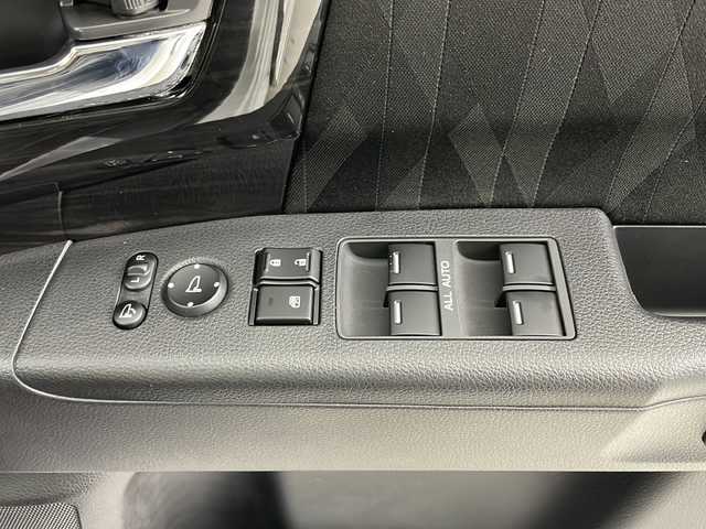 ホンダ オデッセイ アブソルート ホンダセンシング 埼玉県 2019(令1)年 8万km プラチナホワイトパール 純正9型ナビ/両側パワースライドドア/USB端子/ホンダセンシング/ハーフレザーシート/ビルトインETC2.0/HDMI端子/LEDヘッドライト/D席パワーシート/社外ドライブレコーダー/純正アルミホイール/プッシュスタート/アイドリングストップ/スマートキー/スペアキー/バックカメラ/フルセグテレビ/フルフラットシート/禁煙車