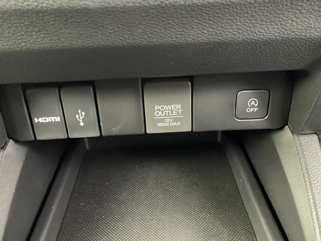 ホンダ オデッセイ アブソルート ホンダセンシング 埼玉県 2019(令1)年 8万km プラチナホワイトパール 純正9型ナビ/両側パワースライドドア/USB端子/ホンダセンシング/ハーフレザーシート/ビルトインETC2.0/HDMI端子/LEDヘッドライト/D席パワーシート/社外ドライブレコーダー/純正アルミホイール/プッシュスタート/アイドリングストップ/スマートキー/スペアキー/バックカメラ/フルセグテレビ/フルフラットシート/禁煙車