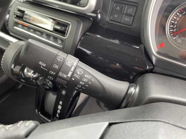 スズキ スペーシア カスタム HYBRID XS 三重県 2022(令4)年 3.7万km ブルーイッシュブラックパール3 登録時36743km/ワンオーナー/禁煙車/ハーフレザーシート/両側パワースライドドア/純正ナビ/（AM/FM/TV/Bluetooth）/フルセグTV/アラウンドビューモニター/レーダークルーズコントロール/ドライブレコーダー/ステアリングスイッチ/オートライト/シートヒーター/衝突軽減システム/レーンキープアシスト/コーナーセンサー/HUD/プッシュスタート/スペアキー/純正フロアマット/純正アルミ