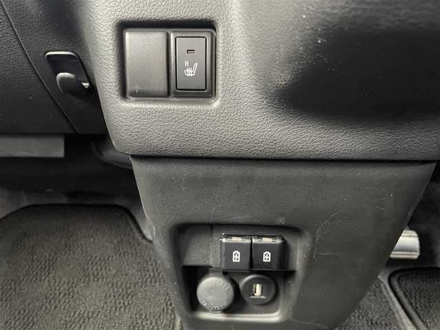 スズキ スペーシア カスタム HYBRID XS 三重県 2022(令4)年 3.7万km ブルーイッシュブラックパール3 登録時36743km/ワンオーナー/禁煙車/ハーフレザーシート/両側パワースライドドア/純正ナビ/（AM/FM/TV/Bluetooth）/フルセグTV/アラウンドビューモニター/レーダークルーズコントロール/ドライブレコーダー/ステアリングスイッチ/オートライト/シートヒーター/衝突軽減システム/レーンキープアシスト/コーナーセンサー/HUD/プッシュスタート/スペアキー/純正フロアマット/純正アルミ