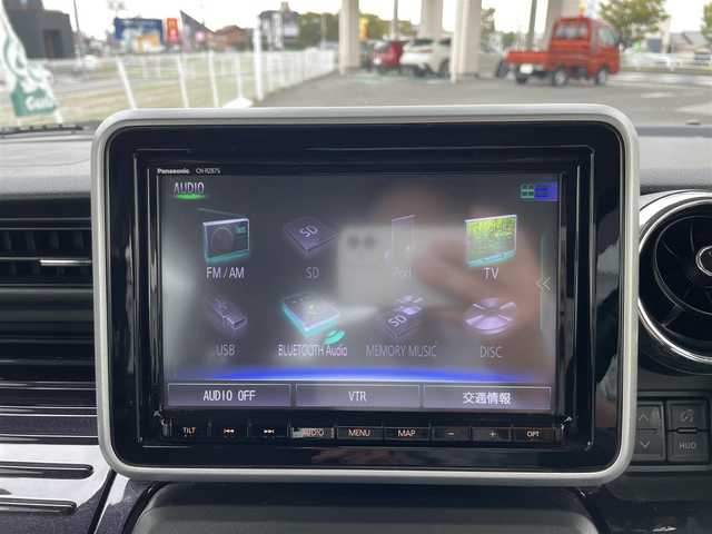 スズキ スペーシア カスタム HYBRID XS 三重県 2022(令4)年 3.7万km ブルーイッシュブラックパール3 登録時36743km/ワンオーナー/禁煙車/ハーフレザーシート/両側パワースライドドア/純正ナビ/（AM/FM/TV/Bluetooth）/フルセグTV/アラウンドビューモニター/レーダークルーズコントロール/ドライブレコーダー/ステアリングスイッチ/オートライト/シートヒーター/衝突軽減システム/レーンキープアシスト/コーナーセンサー/HUD/プッシュスタート/スペアキー/純正フロアマット/純正アルミ