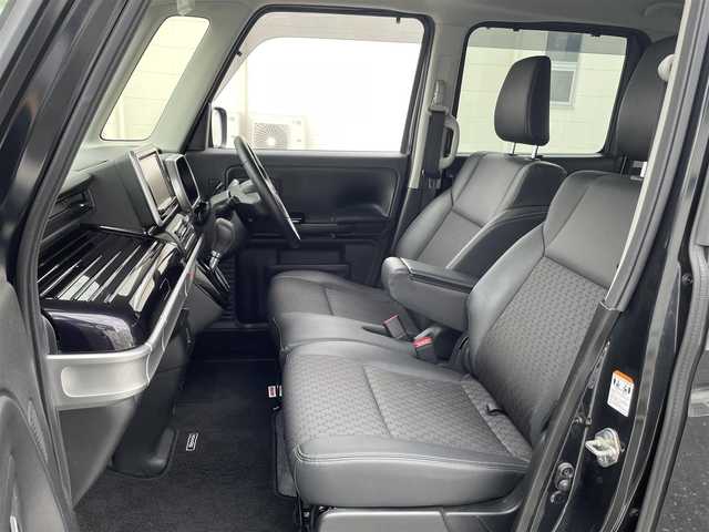 スズキ スペーシア カスタム HYBRID XS 三重県 2022(令4)年 3.7万km ブルーイッシュブラックパール3 登録時36743km/ワンオーナー/禁煙車/ハーフレザーシート/両側パワースライドドア/純正ナビ/（AM/FM/TV/Bluetooth）/フルセグTV/アラウンドビューモニター/レーダークルーズコントロール/ドライブレコーダー/ステアリングスイッチ/オートライト/シートヒーター/衝突軽減システム/レーンキープアシスト/コーナーセンサー/HUD/プッシュスタート/スペアキー/純正フロアマット/純正アルミ