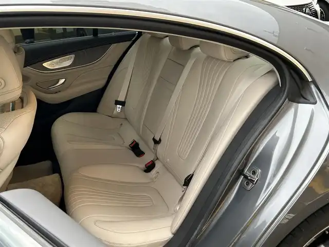 メルセデス・ベンツ ＣＬＳ２２０ｄ スポーツ エクスクルーシブPKG 静岡県 2018(平30)年 1.6万km セレナイトグレー ワンオーナー/サンルーフ/純正ナビ/フルセグTV/BT/USB/SD/全方位カメラ/ブルメスターサウンド/パフュームアトマイザー/ベージュ革シート/全席シートヒーター/前席エアシート/前席メモリー付パワーシート/パワートランク/ビルトインETC/衝突軽減ブレーキ/レーンキープアシスト/レーダークルーズコントロール/クリアランスソナー/ヘッドアップディスプレイ/ブラインドスポットモニター/パドルシフト/スマートキー×2/保証書/取扱説明書/R3/R5/R7点検記録簿有