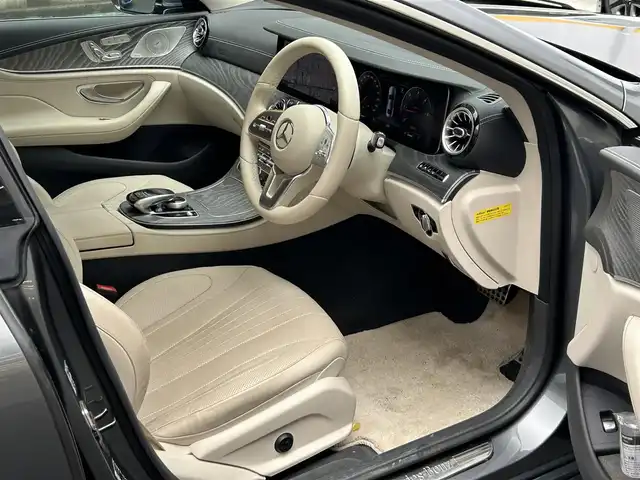 メルセデス・ベンツ ＣＬＳ２２０ｄ スポーツ エクスクルーシブPKG 静岡県 2018(平30)年 1.6万km セレナイトグレー ワンオーナー/サンルーフ/純正ナビ/フルセグTV/BT/USB/SD/全方位カメラ/ブルメスターサウンド/パフュームアトマイザー/ベージュ革シート/全席シートヒーター/前席エアシート/前席メモリー付パワーシート/パワートランク/ビルトインETC/衝突軽減ブレーキ/レーンキープアシスト/レーダークルーズコントロール/クリアランスソナー/ヘッドアップディスプレイ/ブラインドスポットモニター/パドルシフト/スマートキー×2/保証書/取扱説明書/R3/R5/R7点検記録簿有