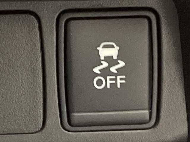 日産 エクストレイル 20X 群馬県 2017(平29)年 4.5万km ブリリアントシルバー 純正ナビ　/全周囲カメラ　/デジタルインナーミラー　/純正ドラレコ　/ビルトインＥＴＣ　/ＬＥＤヘッドライト　/フォグランプ　/＝＝＝＝＝＝＝＝＝＝＝＝＝＝＝＝＝＝＝＝＝＝＝/オートライト　/電動リアゲート　/衝突被害軽減ブレーキ　/クリアランスソナー　/禁煙車