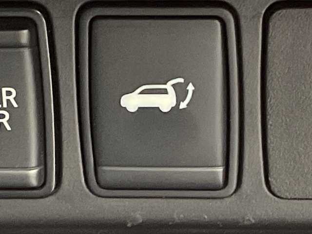 日産 エクストレイル 20X 群馬県 2017(平29)年 4.5万km ブリリアントシルバー 純正ナビ　/全周囲カメラ　/デジタルインナーミラー　/純正ドラレコ　/ビルトインＥＴＣ　/ＬＥＤヘッドライト　/フォグランプ　/＝＝＝＝＝＝＝＝＝＝＝＝＝＝＝＝＝＝＝＝＝＝＝/オートライト　/電動リアゲート　/衝突被害軽減ブレーキ　/クリアランスソナー　/禁煙車