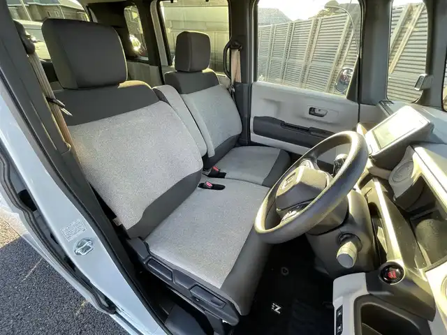 ホンダ Ｎ ＢＯＸ 千葉県 2023(令5)年 1.7万km プレミアムサンライトホワイトパール ワンオーナー　/純正メーカーＨＤＤナビ/Bluetooth/フルセグＴＶ/プッシュスタート/追従式クルーズコントロール　/バックカメラ　/両側パワースライドドア　/シートヒーター　/車線逸脱防止機能　/衝突被害軽減ブレーキ/前後ドラレコ（KENWOOD）/電動パーキングブレーキ/ブレーキホールド/先行車発信告知/標識認識システム/オートライト/カーテンエアバッグ/後席サンシェード/純正フロアマット/スペアキー×１/取扱説明書/保証書