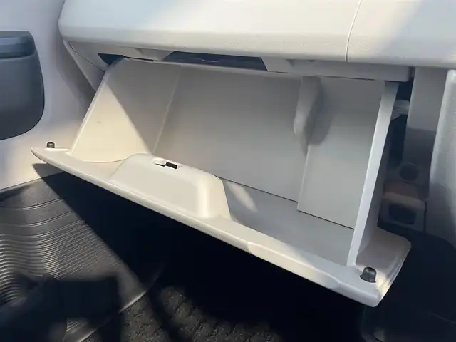 ホンダ Ｎ ＢＯＸ 千葉県 2023(令5)年 1.7万km プレミアムサンライトホワイトパール ワンオーナー　/純正メーカーＨＤＤナビ/Bluetooth/フルセグＴＶ/プッシュスタート/追従式クルーズコントロール　/バックカメラ　/両側パワースライドドア　/シートヒーター　/車線逸脱防止機能　/衝突被害軽減ブレーキ/前後ドラレコ（KENWOOD）/電動パーキングブレーキ/ブレーキホールド/先行車発信告知/標識認識システム/オートライト/カーテンエアバッグ/後席サンシェード/純正フロアマット/スペアキー×１/取扱説明書/保証書