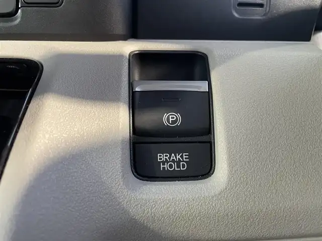 ホンダ Ｎ ＢＯＸ 千葉県 2023(令5)年 1.7万km プレミアムサンライトホワイトパール ワンオーナー　/純正メーカーＨＤＤナビ/Bluetooth/フルセグＴＶ/プッシュスタート/追従式クルーズコントロール　/バックカメラ　/両側パワースライドドア　/シートヒーター　/車線逸脱防止機能　/衝突被害軽減ブレーキ/前後ドラレコ（KENWOOD）/電動パーキングブレーキ/ブレーキホールド/先行車発信告知/標識認識システム/オートライト/カーテンエアバッグ/後席サンシェード/純正フロアマット/スペアキー×１/取扱説明書/保証書