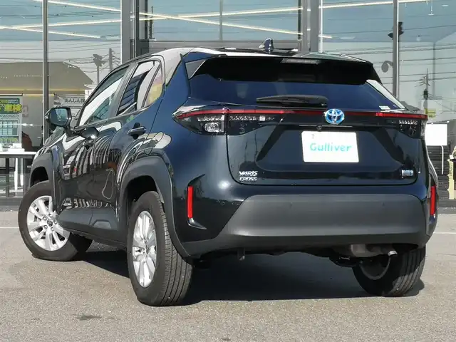 トヨタ ヤリスクロス ハイブリッド G 茨城県 2023(令5)年 2.4万km ブラックマイカ 純正ナビ/【AM・FM・USB・BT】/レーダークルコン/ETC/Bカメラ/前後ドラレコ/前後コーナーセンサー/ブレーキホールド/オートライト/オートハイビーム/LEDライト/ヘッドライトレベライザー/ステリモ/純正フロアマット/純正アルミホイール/電格ミラー/ウインカーミラー