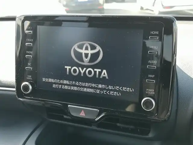 トヨタ ヤリスクロス ハイブリッド G 茨城県 2023(令5)年 2.4万km ブラックマイカ 純正ナビ/【AM・FM・USB・BT】/レーダークルコン/ETC/Bカメラ/前後ドラレコ/前後コーナーセンサー/ブレーキホールド/オートライト/オートハイビーム/LEDライト/ヘッドライトレベライザー/ステリモ/純正フロアマット/純正アルミホイール/電格ミラー/ウインカーミラー