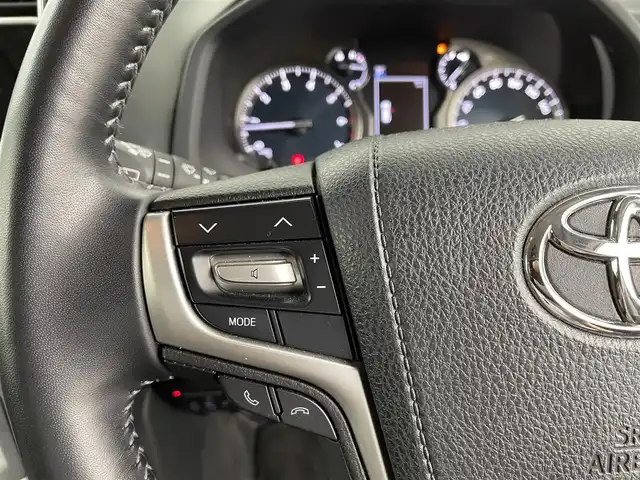 トヨタ ランドクルーザー プラド TX 埼玉県 2019(令1)年 3.5万km ブラック ４WD/トヨタセーフティセンス/レーダークルーズコントロール/社外メモリナビ(型式：AVIC-RQ902)/バックカメラ/ETC/ドライブレコーダー/レザー調シートカバー/プッシュスタート/スマートキー