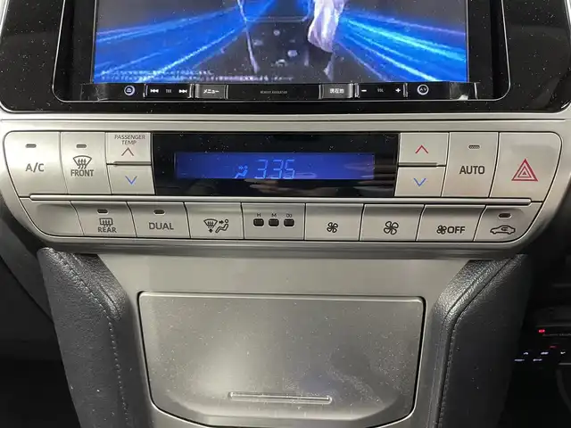 トヨタ ランドクルーザー プラド TX 埼玉県 2019(令1)年 3.5万km ブラック ４WD/トヨタセーフティセンス/レーダークルーズコントロール/社外メモリナビ(型式：AVIC-RQ902)/バックカメラ/ETC/ドライブレコーダー/レザー調シートカバー/プッシュスタート/スマートキー