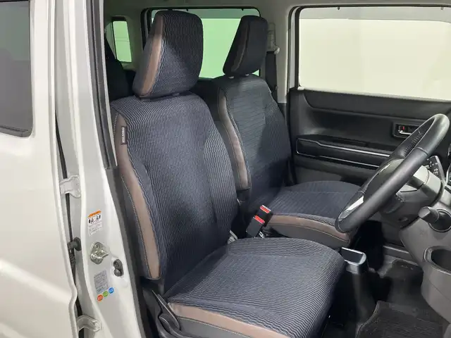 スズキ ハスラー Jスタイル 広島県 2021(令3)年 1.1万km ピュアホワイトパール/ガンメタリック2トーン 純正9型ナビ（DVD/Bluetooth/フルセグTV）/全方位モニター/シートヒーター/衝突軽減ブレーキ/車線逸脱警報/車線逸脱抑制/ハイビームアシスト/誤発進抑制機能/リヤパーキングセンサー/LEDヘッドランプ/純正15インチAW/ETC/USB入力端子