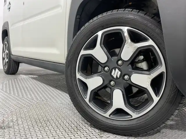 スズキ ハスラー Jスタイル 広島県 2021(令3)年 1.1万km ピュアホワイトパール/ガンメタリック2トーン 純正9型ナビ（DVD/Bluetooth/フルセグTV）/全方位モニター/シートヒーター/衝突軽減ブレーキ/車線逸脱警報/車線逸脱抑制/ハイビームアシスト/誤発進抑制機能/リヤパーキングセンサー/LEDヘッドランプ/純正15インチAW/ETC/USB入力端子