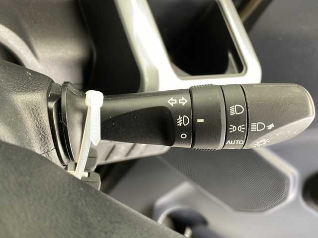 ダイハツ ウェイク G ターボ　レジャーエディション SA Ⅲ 長野県 2018(平30)年 4.7万km パールホワイトⅢ /オフビートカーキM ワンオーナー/ターボ/社外SDナビ　AVIC-RW801/(フルセグ/Bluetooth/CD/DVD）/バックカメラ/両側電動スライドドア/衝突軽減ブレーキ/車線逸脱防止機能/前後コーナーセンサー/革調シートカバー/2列目サンシェード/ドアバイザー/アイドリングストップ/ベンチシート/LEDヘッドライト/取扱説明書/保証書