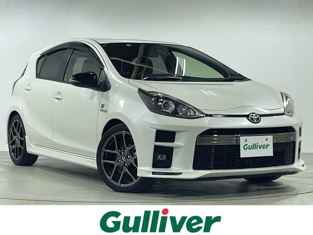 トヨタ アクア G GRスポーツ 17インチPKG 神奈川県 2018(平30)年 5.3万km ホワイトパールクリスタルシャイン 純正SDナビゲーション【NSZT-W68T】/(AM/FM/フルセグ/Bluetooth/CD/DVD/SD) /バックカメラ/トヨタセーフティセンス/クルーズコントロール/ETC/ドライブレコーダー/純正フロアマット/スマートキー/LEDヘッドライト/オートライト/オートマチックハイビーム/純正17インチアルミホイル/ドアバイザー/レーントレーシングアラート/衝突被害軽減システム/横滑り防止装置/アイドリングストップ