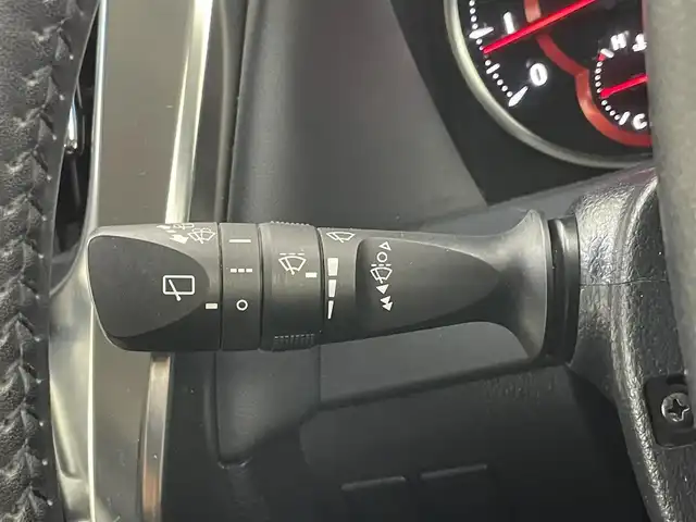 トヨタ ヴェルファイア Z Aエディション 埼玉県 2018(平30)年 5.1万km ホワイトパールクリスタルシャイン ALPINEナビ/後席モニター/バックカメラ/フルセグTV/Bluetooth/CD/DVD/ETC/両側パワースライドドア/衝突軽減ブレーキ/レーンキープアシスト/レーダークルーズコントロール/オートハイビーム/電動パーキングブレーキ/オットマン/純正フロアマット/純正18インチAW
