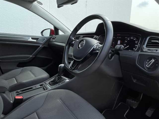 フォルクスワーゲン ゴルフ ヴァリアント TDI コンフォートL マイスター 東京都 2020(令2)年 8.6万km 赤 ワンオーナー　/純正アルミホイール　/フルセグテレビ　/バックカメラ　/ルーフレール　/アダプティブクルーズコントロール　/ドライブレコーダー