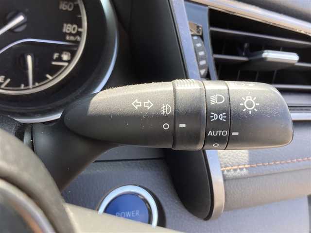 トヨタ カムリ G 香川県 2020(令2)年 10.7万km プラチナホワイトパールマイカ 登録時走行距離：106788km/純正ナビゲーション/→フルセグTV/バックカメラ/JBLプレミアムサウンド/トヨタセーフティセンス/クリアランスソナー/LEDオートライト/17インチ純正アルミホイール/ビルトインETC/ドライブレコーダー/パワーシート/電動格納ミラー/プッシュスタート/スマートキー