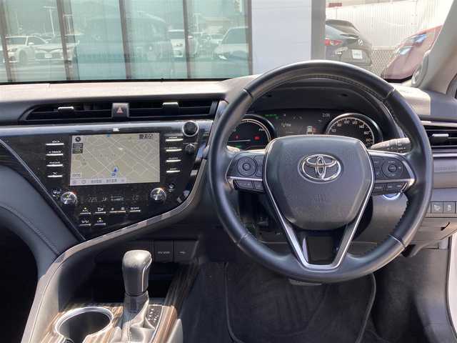 トヨタ カムリ G 香川県 2020(令2)年 10.7万km プラチナホワイトパールマイカ 登録時走行距離：106788km/純正ナビゲーション/→フルセグTV/バックカメラ/JBLプレミアムサウンド/トヨタセーフティセンス/クリアランスソナー/LEDオートライト/17インチ純正アルミホイール/ビルトインETC/ドライブレコーダー/パワーシート/電動格納ミラー/プッシュスタート/スマートキー